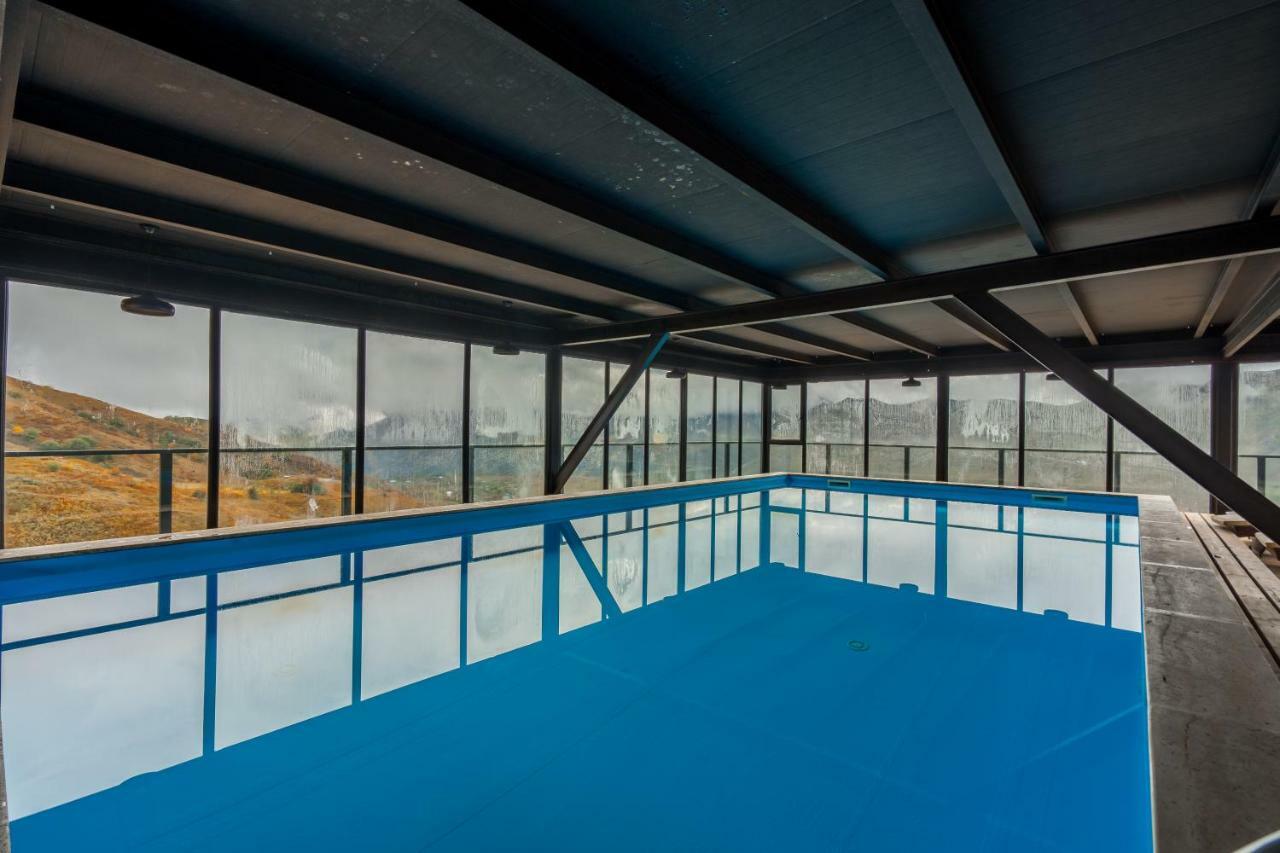 Kato'S Aparthotel Gudauri Mgzavrebi エクステリア 写真